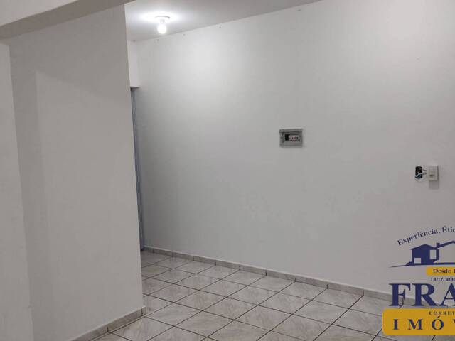 #1953 - Apartamento para Locação em Sorocaba - SP