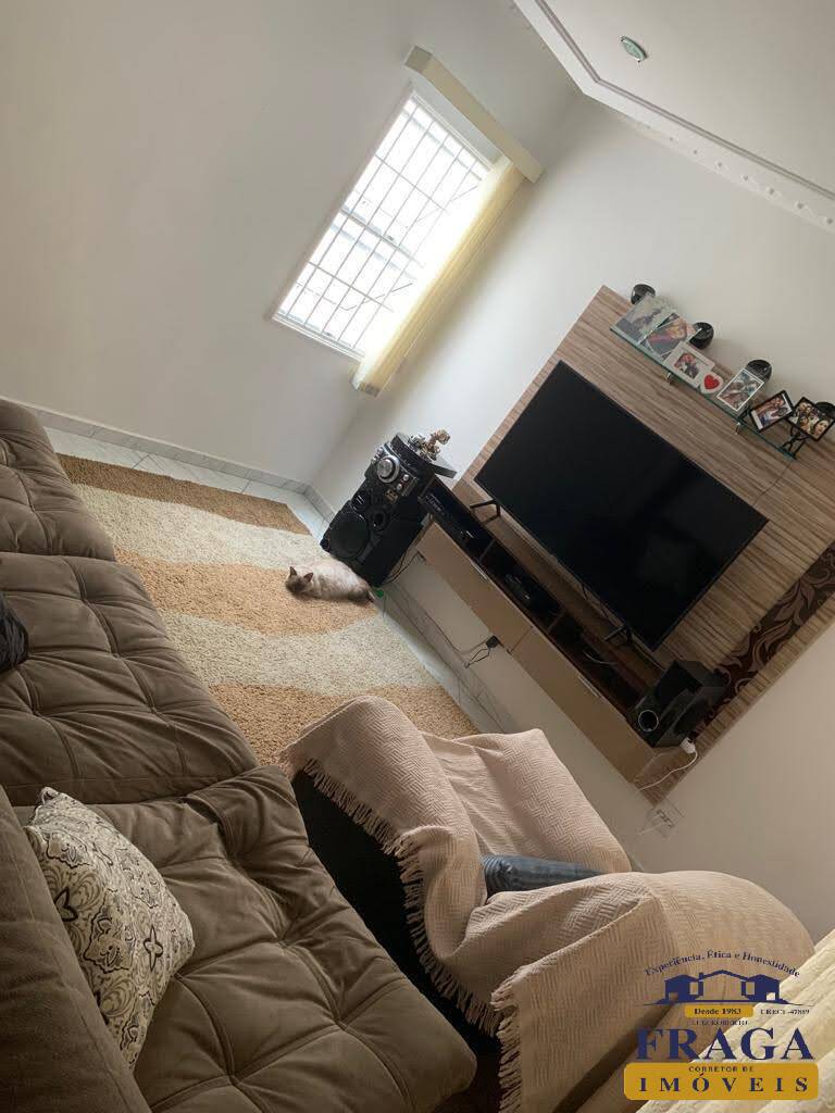 Casa, 3 quartos, 240 m² - Foto 3