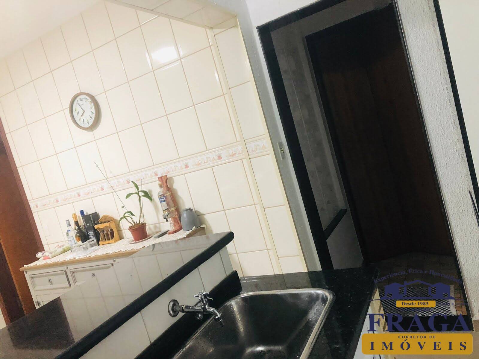 Casa, 3 quartos, 240 m² - Foto 10