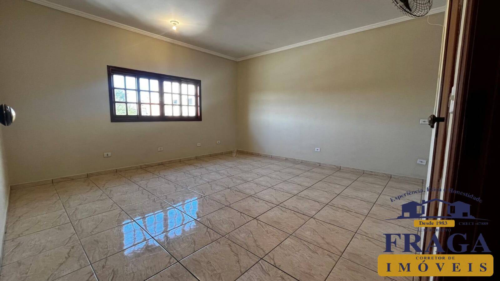 Casa à venda com 4 quartos, 194m² - Foto 10